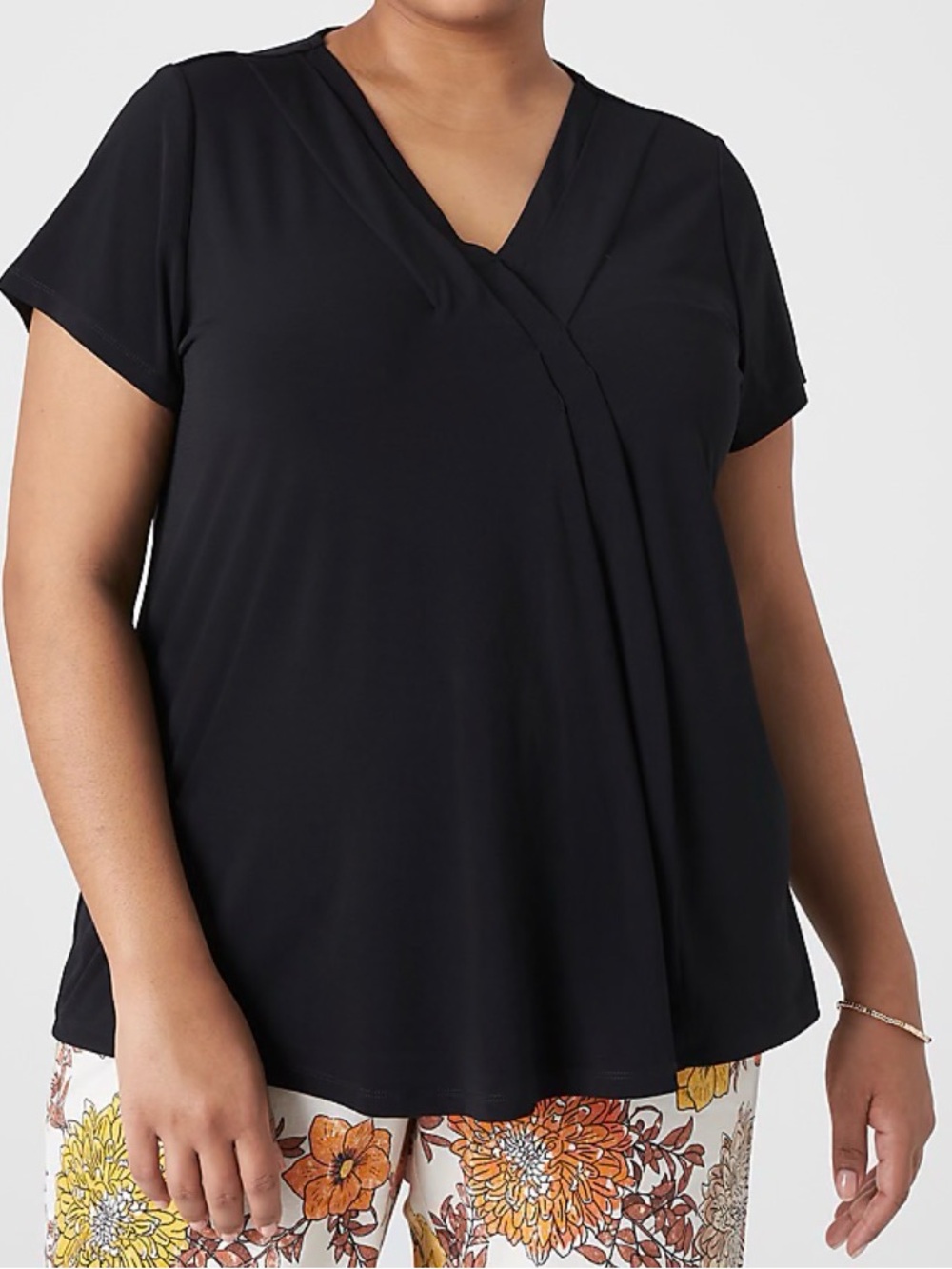 Lane Bryant Short Sleeved Pleat-Front Top, Size 22/24